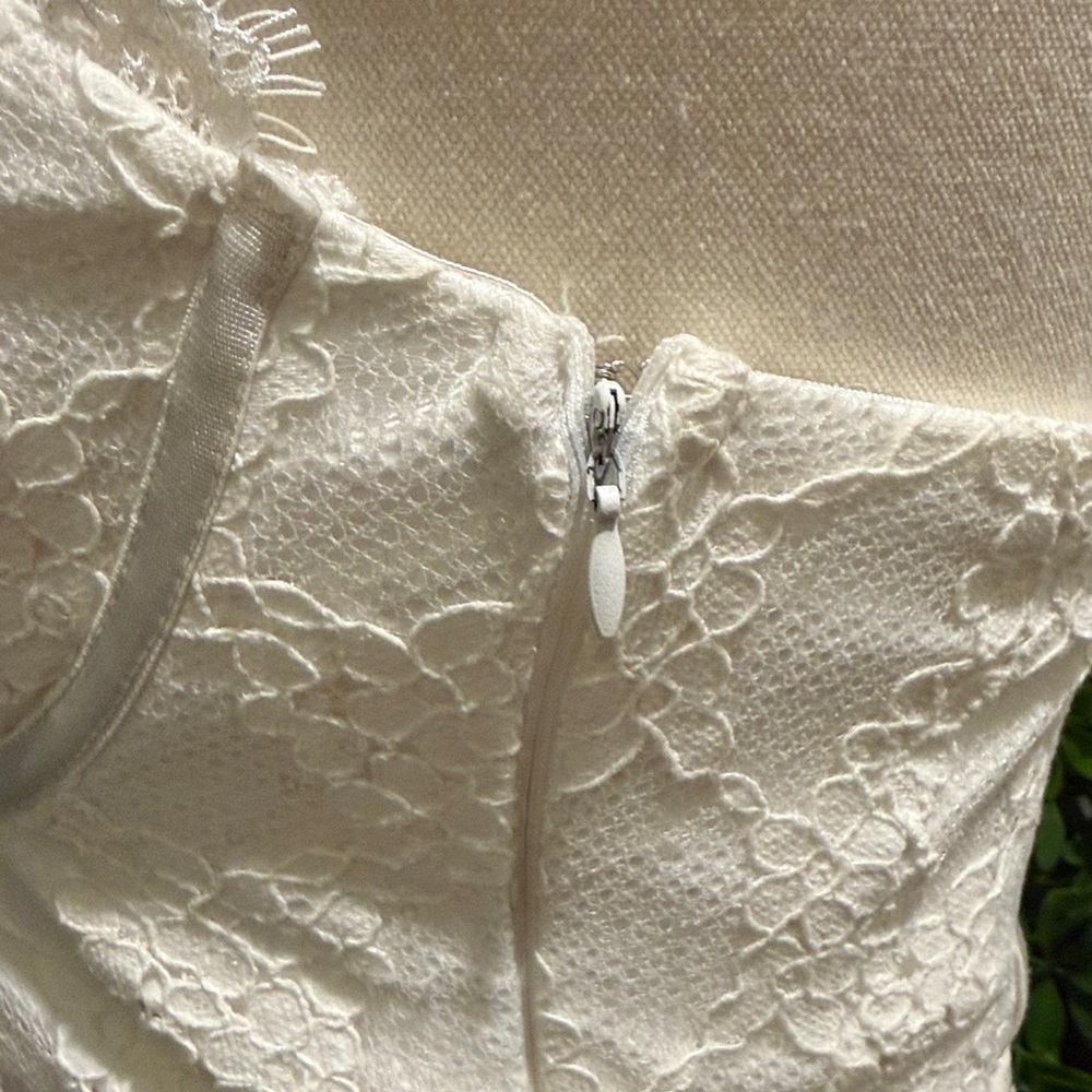 NWT- Imani Mermaid Bustier Lace Wedding Dress - Picture 10 of 17